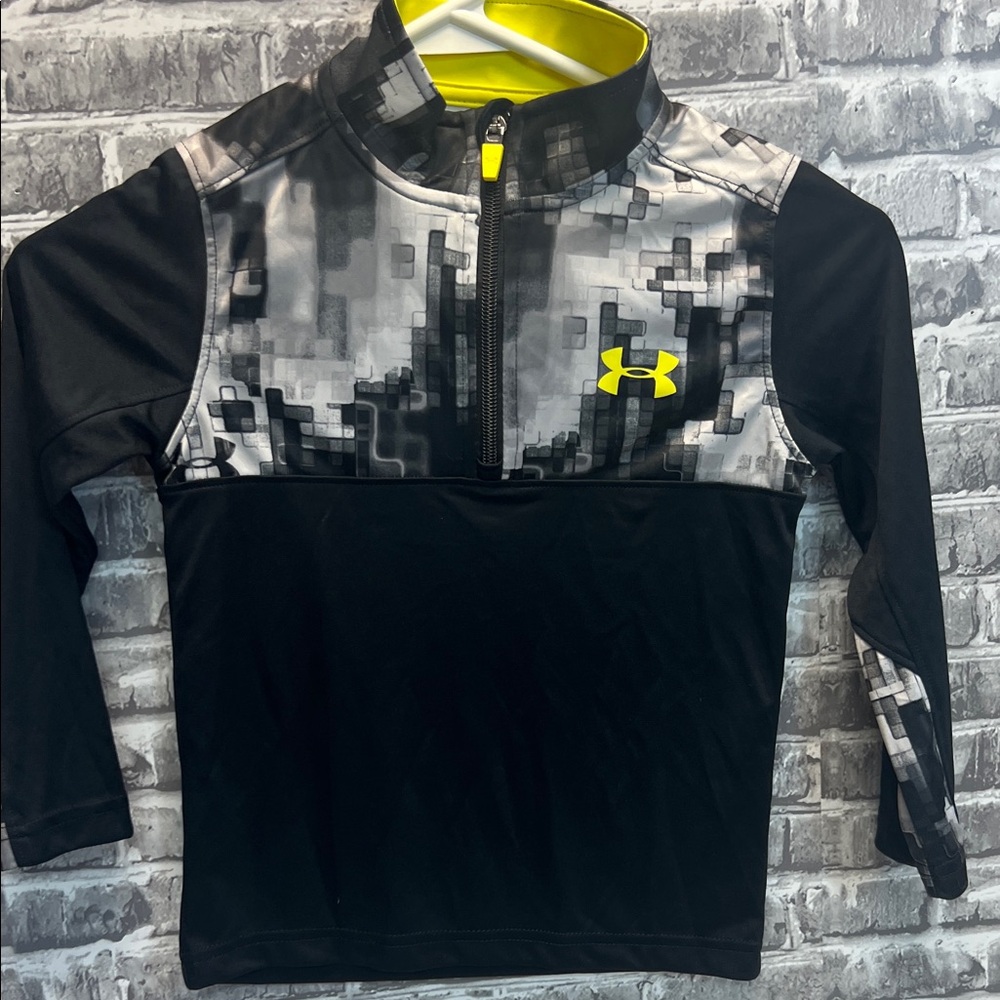 Boy's Under Armour quarter zip Pullover shirt - Picture 2 of 10